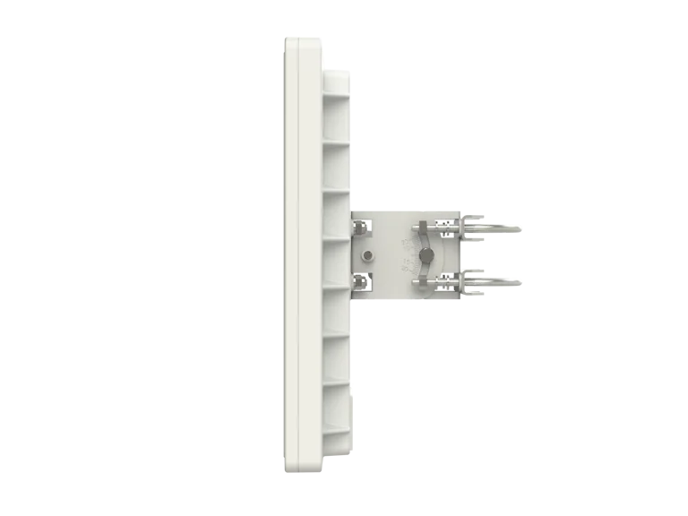 نمای تکمیلی اکسس پوینت میکروتیک مدل QRT 5 ac — تصویر 2