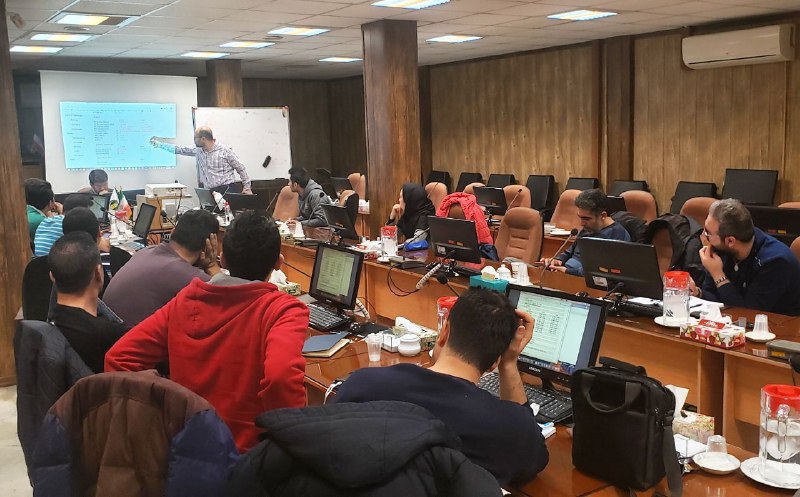 کارگاه Ray3 Racom در کمپ مایکرویو و کنترل ماژولیشن ها و ترشولدها . ۱۳ دی ماه ۹۸ تهران
